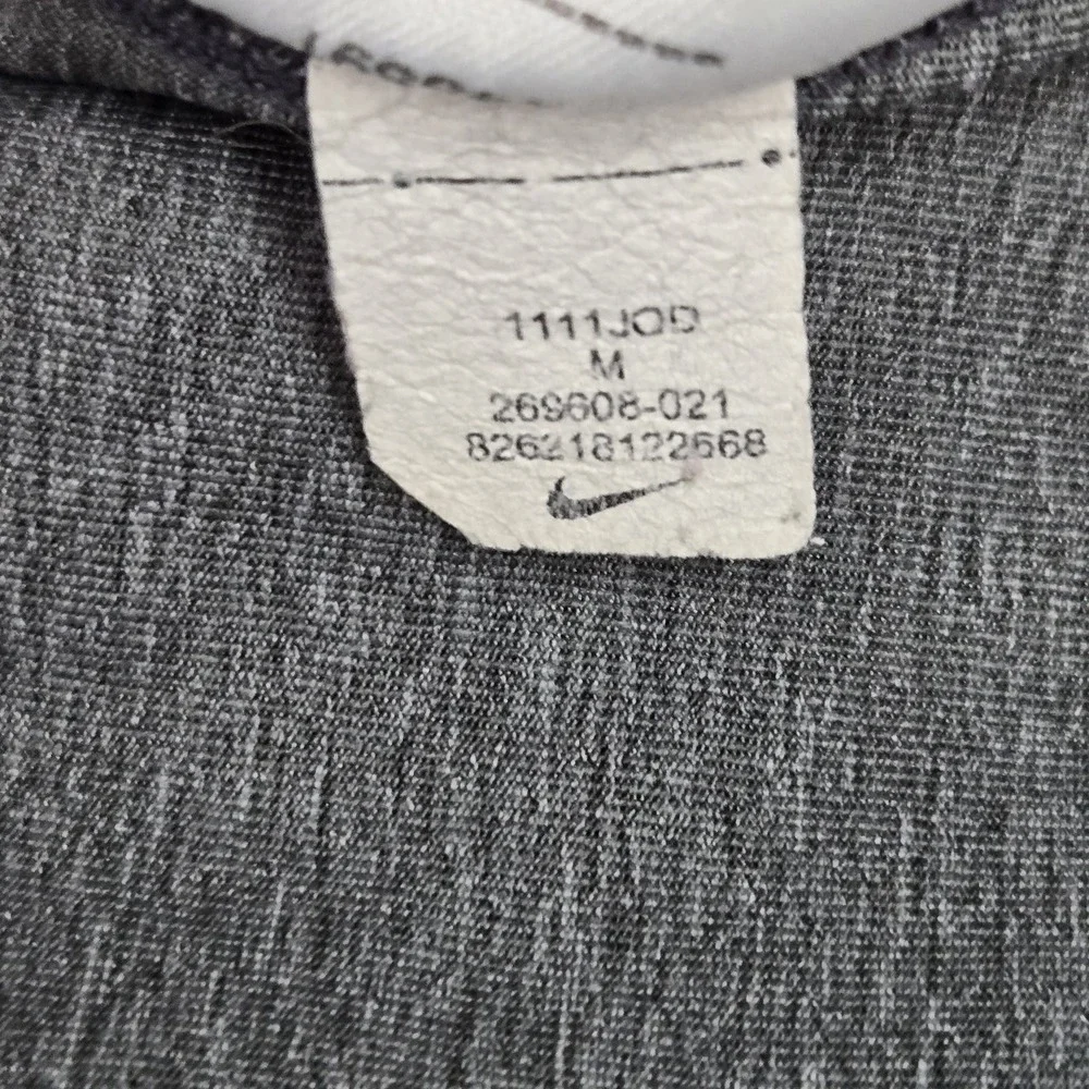 Nike Pro Combat Men Shirt M Gray Dri-Fit Activewear Logo Swoosh Sleeveless READ